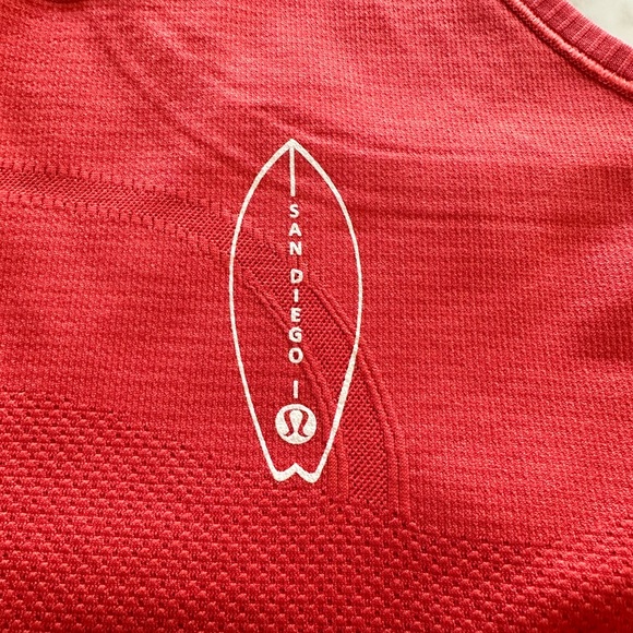 Lululemon SAN DIEGO Swiftly Racerback Tank - Picture 3 of 3